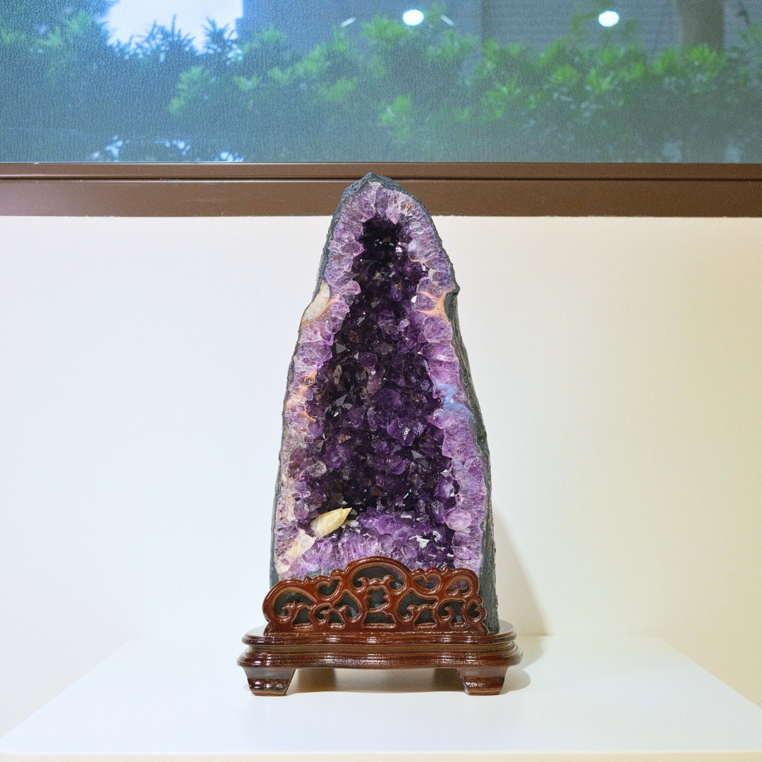 61639 紫水晶 晶洞