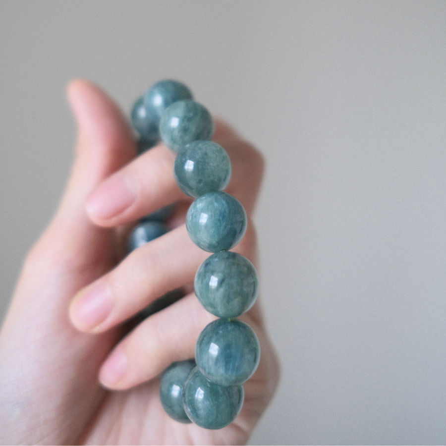 40125 藍綠晶變色龍 手串 13.8mm