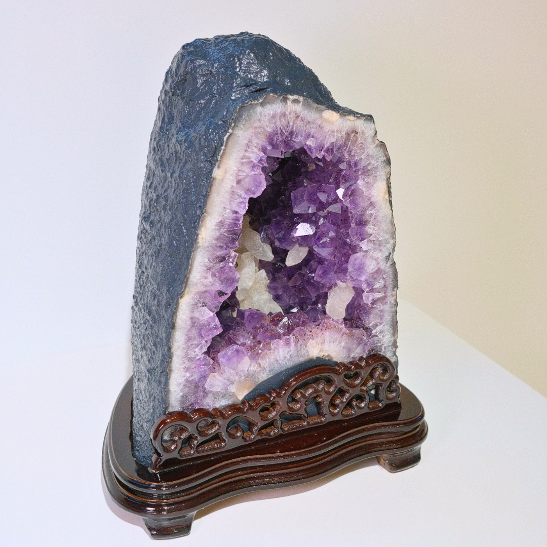 61638 紫水晶 晶洞 官帽