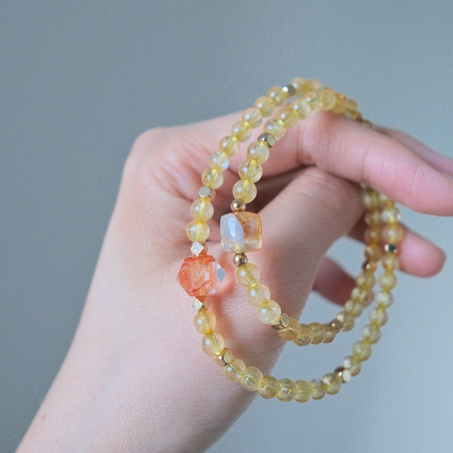 21527 黃阿賽斯特萊