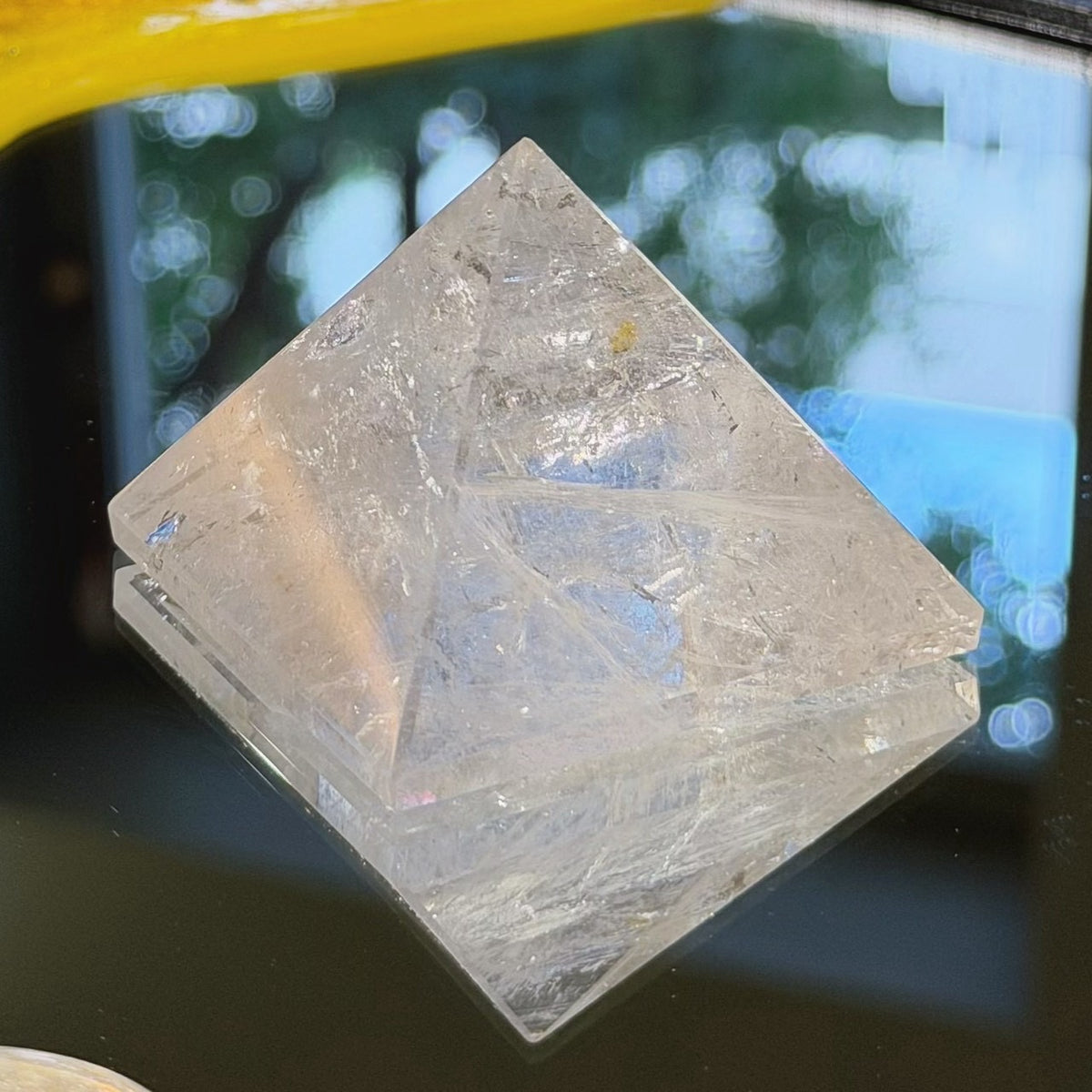 61834 白水晶 金字塔